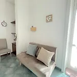 Archi House